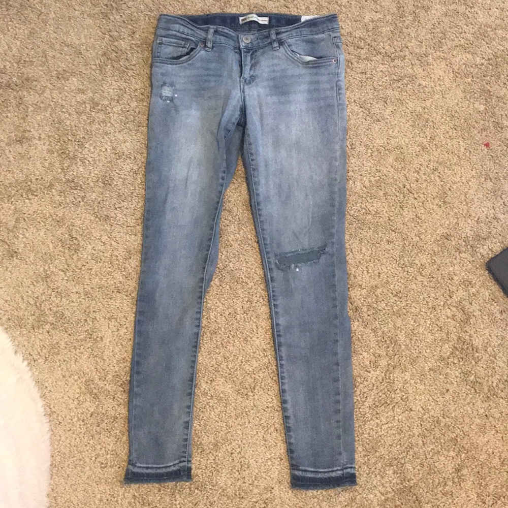 GIRLS LEVI’S